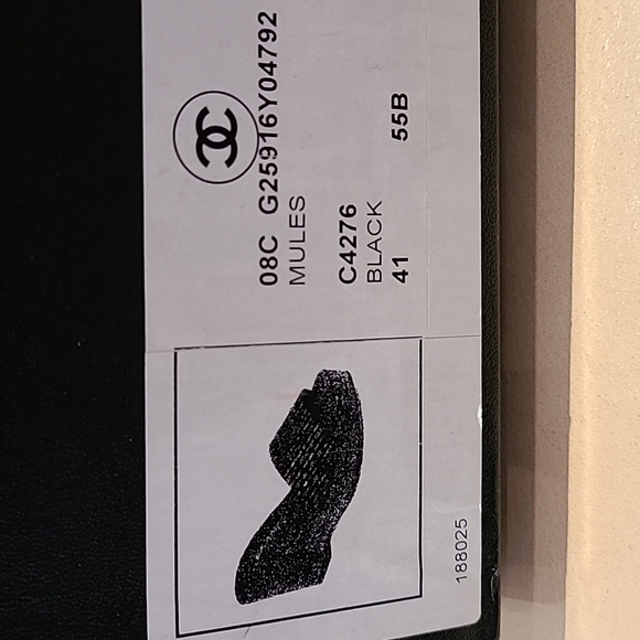 👡👡👡CHANEL New Cork Slides with Patent Logo. Stunning. - Picture 7 of 8